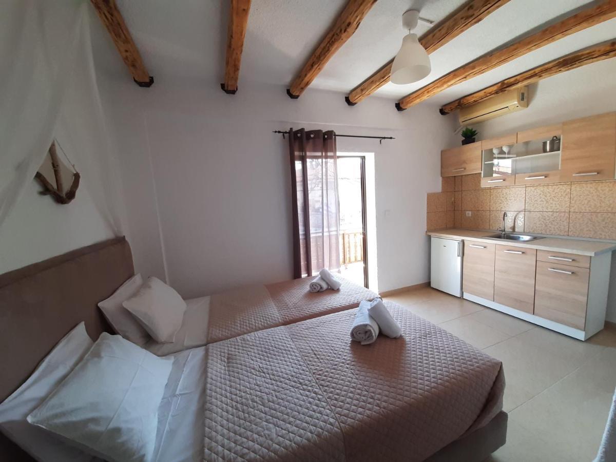 Mariza Apartments -Studios Hanioti Zewnętrze zdjęcie