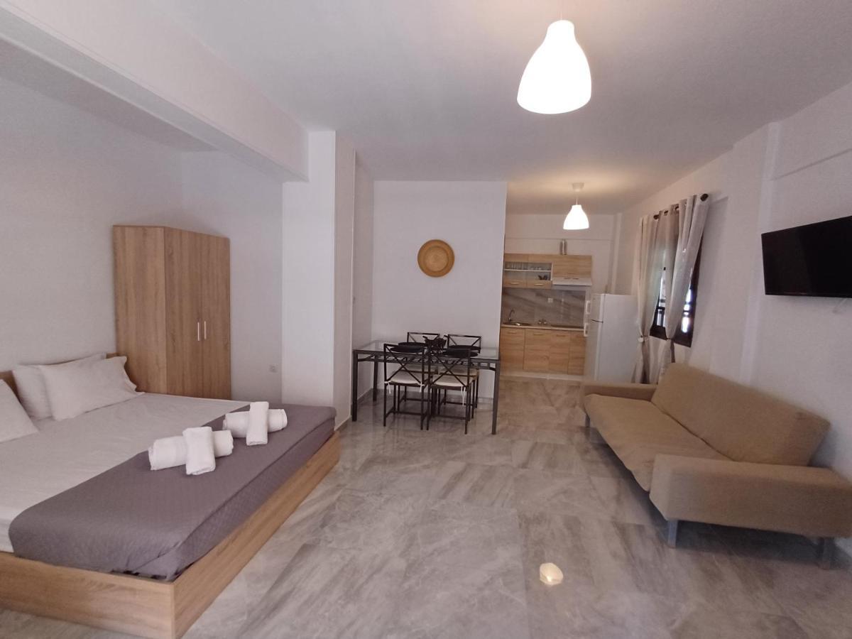 Mariza Apartments -Studios Hanioti Zewnętrze zdjęcie