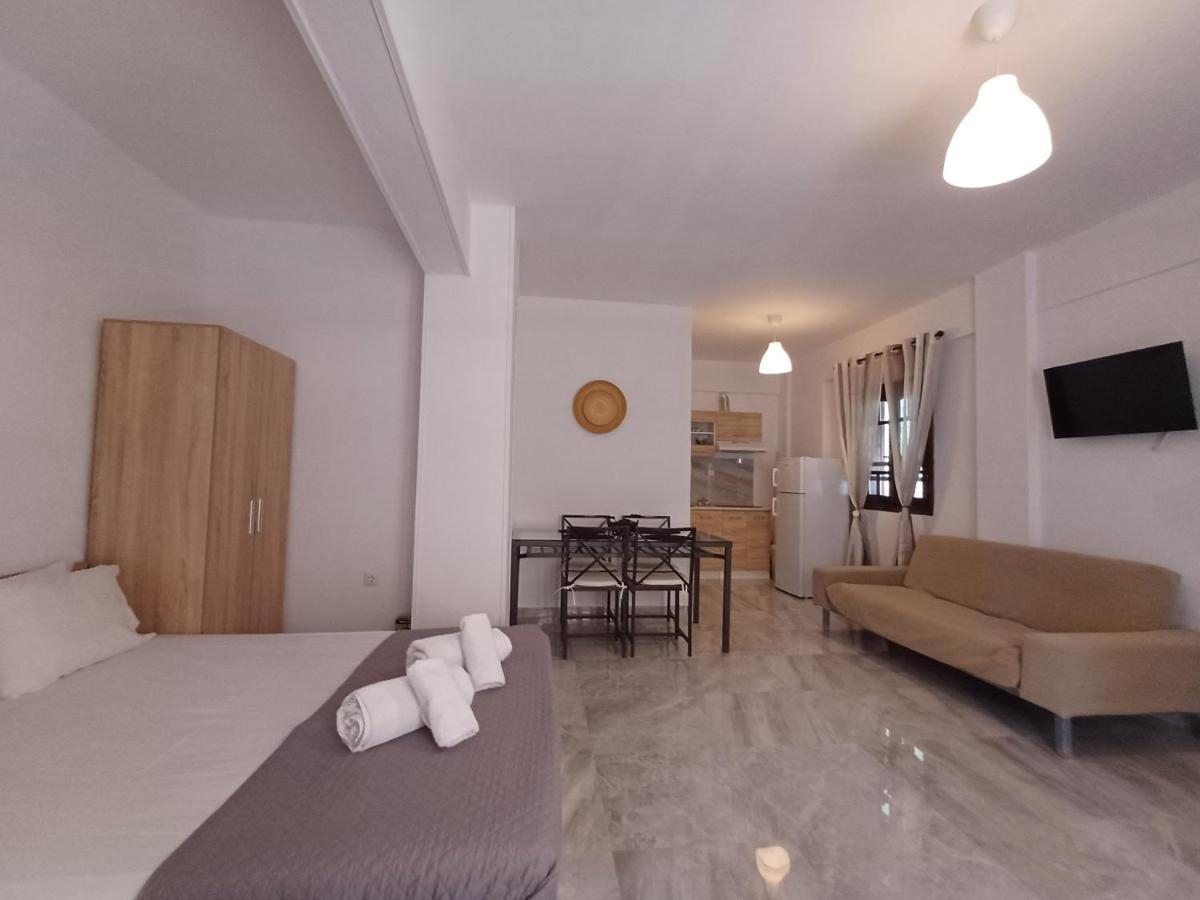 Mariza Apartments -Studios Hanioti Zewnętrze zdjęcie