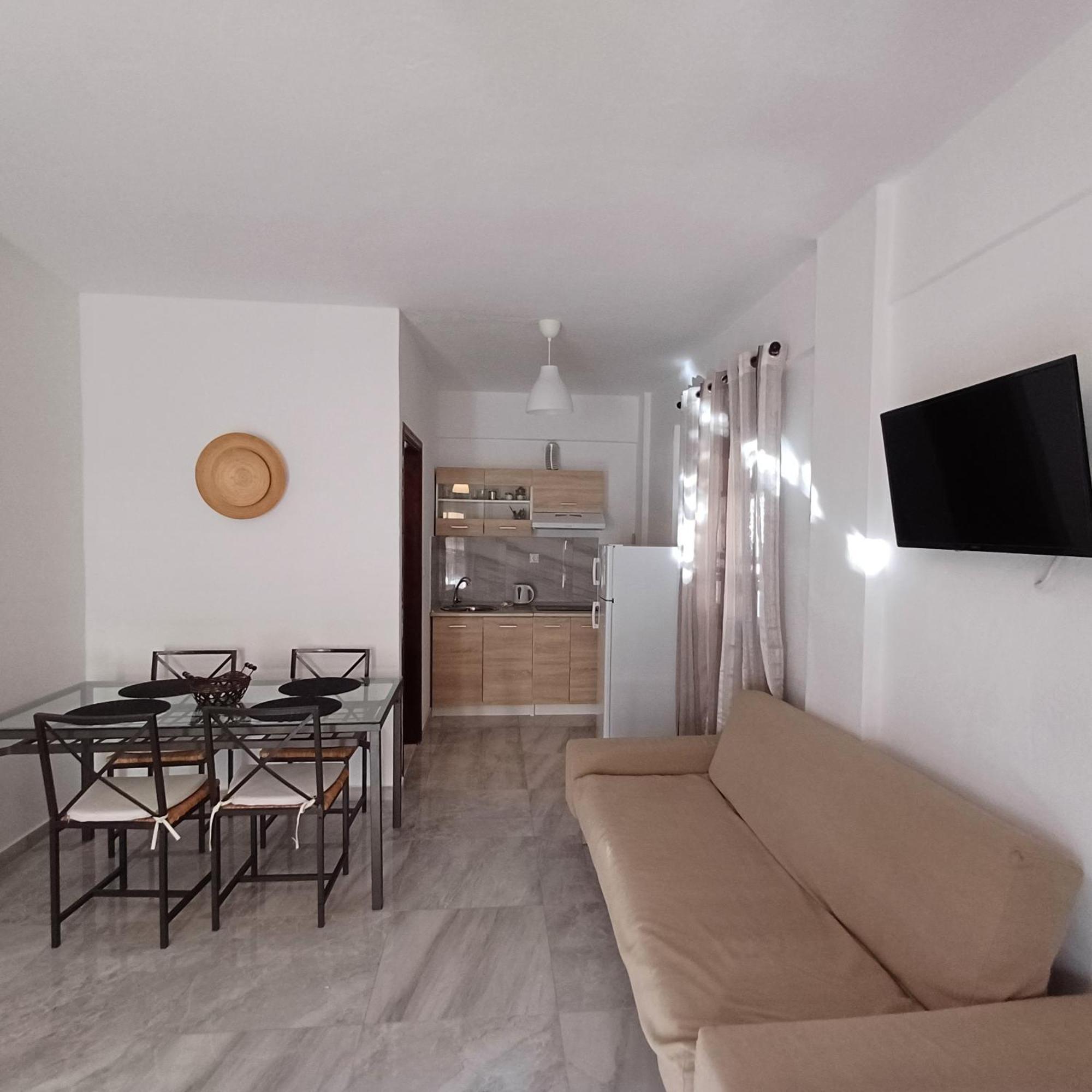 Mariza Apartments -Studios Hanioti Zewnętrze zdjęcie